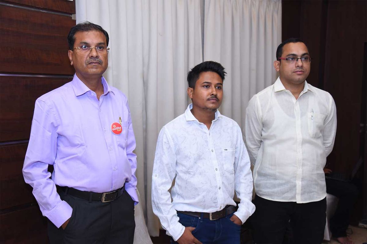 OOLLTA Cab team and drivers at a company event, photo 12