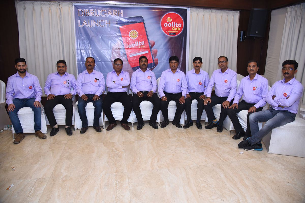 OOLLTA Cab team and drivers at a company event, photo 34
