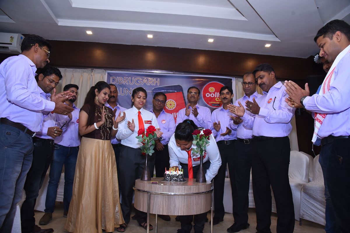 OOLLTA Cab team and drivers at a company event, photo 36