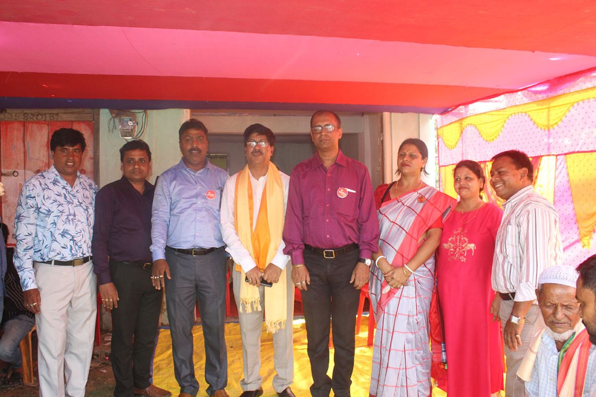 OOLLTA Cab team and drivers at a company event, photo 37