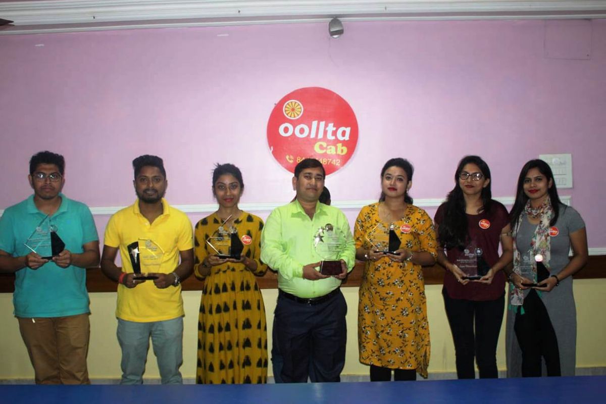 OOLLTA Cab team and drivers at a company event, photo 7